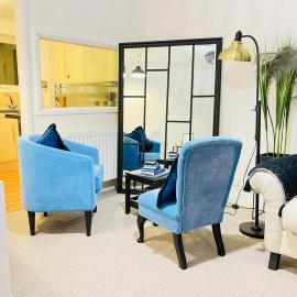 SAPPHIRE 1BR House, Pet friendly, NR Addenbrookes โรงแรมในCherry Hinton
