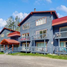 Walkable Girdwood Studio Near Trails Coffee Shop, Hotel in Girdwood