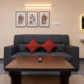 Brand New Spacious 2bhk apartment in Tirupati center of the city - 402, hotel u gradu Tirupati