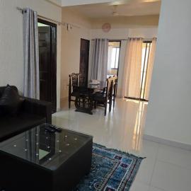 2BHK Home Near Airport & City Kamal Vihar, hotel a Boria Kalān