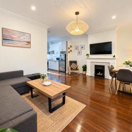 Comfy family home-15 mins to CBD & beach