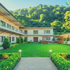 Qcent Bairagarh Resort Rishikesh, hotel u gradu Mohan Chatti