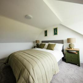 Parking -Sleeps 6-3 Bedroom -New Interior