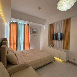 HLapuz Suites at ARC Towers - Unit 726