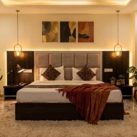 Hotel F S Palace