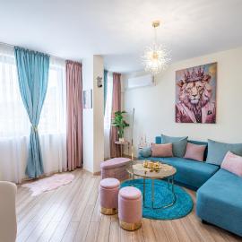 Chic 2BDR & Central Location & SWU & Free Parking