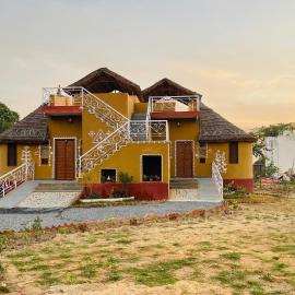 Irwina Resort Pushkar- Rustic Rajasthan Retreat, hotel i Pushkar
