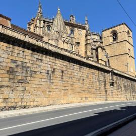 Las Dos Catedrales 2, hotel i Plasencia