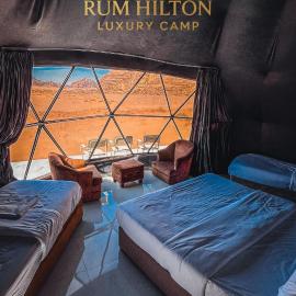 RUM HiLTON lUXURY CAMP, готель у місті Disah