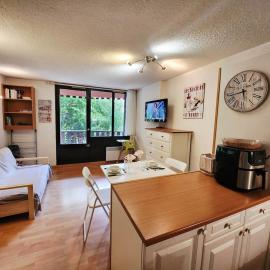 Cocon lumineux balcon et parking