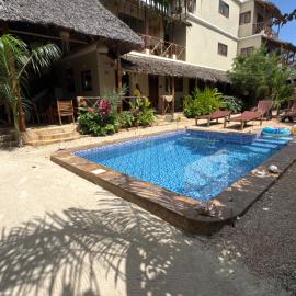 Peace And Color Limited Guest House