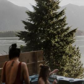 First Light - waterfront house with hot tub and sauna