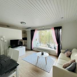 The Zen Den Rokua, hótel í Utajärvi