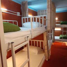 Beach Hostel Pattaya, hotelli kohteessa Keski-Pattaya
