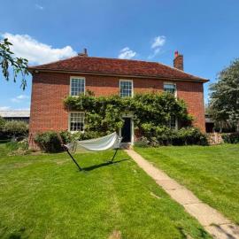 Bakers farm country house sleeps 18 grounds and seasonal heated pool, hotel a Gosfield