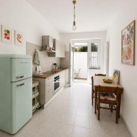 Casa La Busca - Renovated apartment near Rho Fiera Milano, hotel v destinácii Parabiago