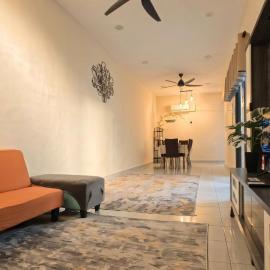 4 Room House FS SERENITY HOMESTAY KULIM, hotel i Kulim