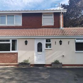 A private, cute, one bedroom self catering annexe, hotel a Stourport
