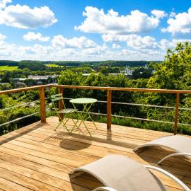 Magnifique partie de maison avec grande terrasse au sud