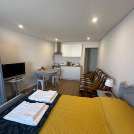 4 Seasons studio, hotel i Marinha das Ondas