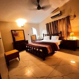 Waves Guest House Clifton Khi