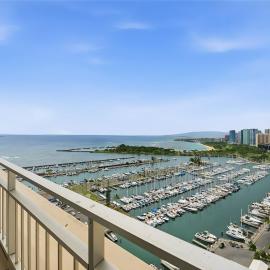 Ilikai - 4 BR, Oceanfront, 2 Units