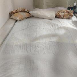 Quarto de frente pra piscina