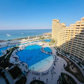 Porto Sokhna Pyramids Sea View Family