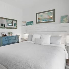 Bluehavenon30a-Between Rosemary & Alys Beach -Steps to Beach & Dining-Sleeps 3