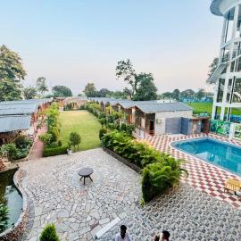 The Dhela Jungle Resort, hotel a Jhirna