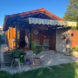 Cozy Garden Cabin in the Countryside