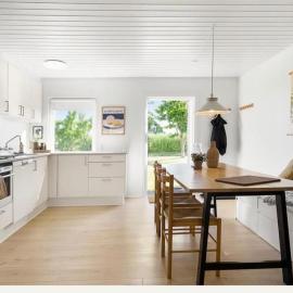 Hyggeligt feriehus på naturskønne Kegnæs, hotel di Østerby