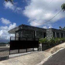 King Villa, hotel v mestu Bungbungan