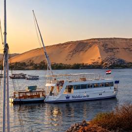 Malaka Yacht, hotel di Aswan