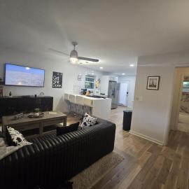 Modern 2BR Retreat Near Downtown Birmingham