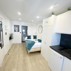 Suite Peace & Love - Appartement central, hotel din Argenteuil