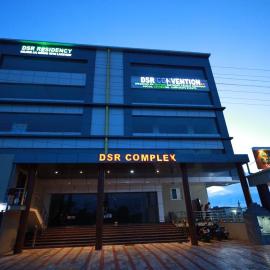 DSR Residency – hotel w mieście Mahbūbābād