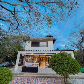 Casa isla punta la manta, хотел в Картахена де Индиас