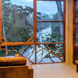 Beyond Alma Del Rio - Riverfront private villas with view and pool, khách sạn ở Cristo Rey