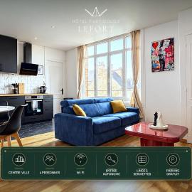 Hôtel Lefort - La Bretonne Authentique Vue jardin et centre ville – hotel w mieście Guingamp