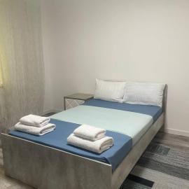GREEN HOTEL Taraz, Hotel in Taras