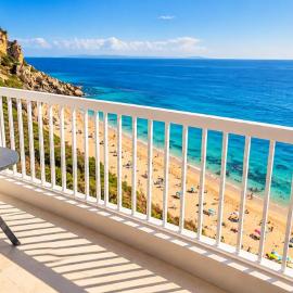 Endless Summer Sesimbra Beachfront Apartment with Sea View