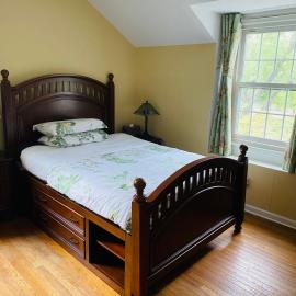 B1 A private room in Naperville downtown with desk and Wi-Fi near everything