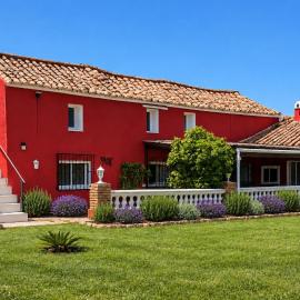 Finca Roja Andalusia: Málaga'da bir otel