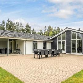 Luxurious Retreat in Henne Strand-By Traum, hotel a Henne Strand