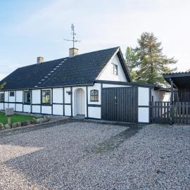 Cozy Vacation home near Lake, hotell i Sakskøbing