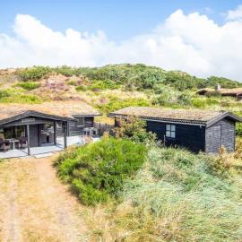 6 person holiday home in Henne, hotel a Henne Strand