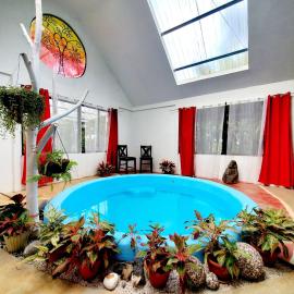 Peaceful Family House at Destiny Homes, hotel a Chachagua