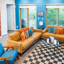 EaDo Rooftop Retreat- City Views & Patio, Hotel in Houston