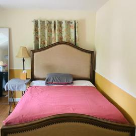 B4 A private room in Naperville downtown with desk and Wi-Fi near everything